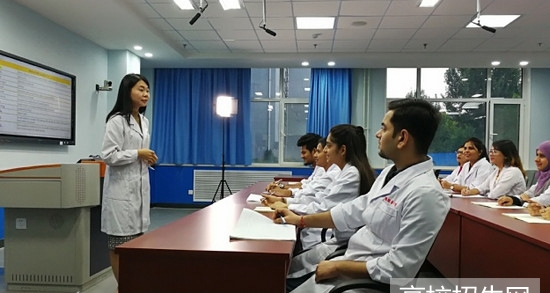  四川有哪些好的临床医学专业学校