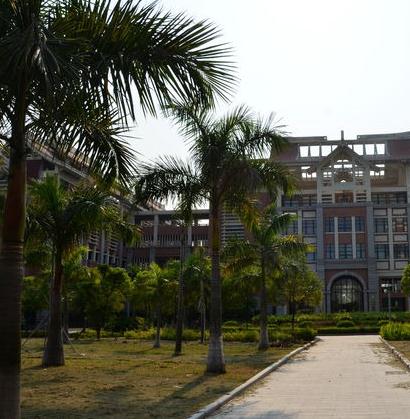 成都市建筑学校的独特育人模式?