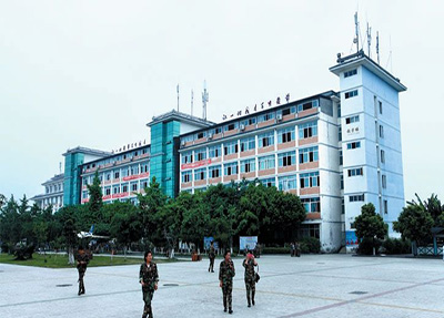 ææè±ç»è´¸ææ¸¸å­¦æ ¡