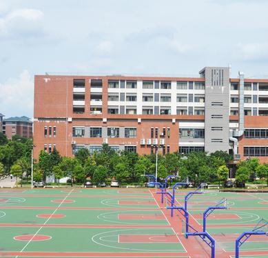 成都市中心航空学院如何