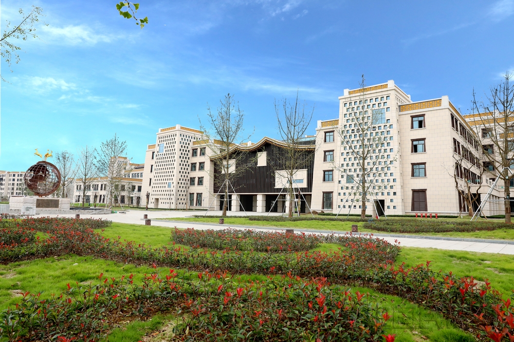 ç»µé³é£è¡èä¸å­¦é¢