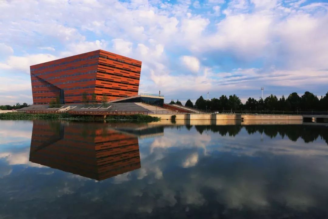 æ²³åå·¥ä¸å¤§å­¦å¨èç ç©¶çæ ¡å­å¾é2