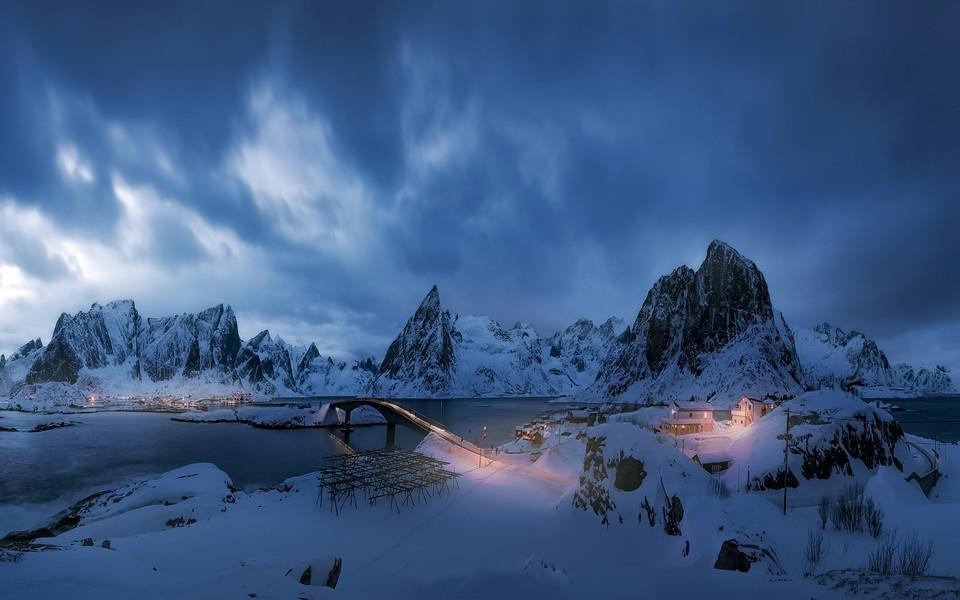 é«æ¸éªå±±é£æ¯å¾çå¤§å¨