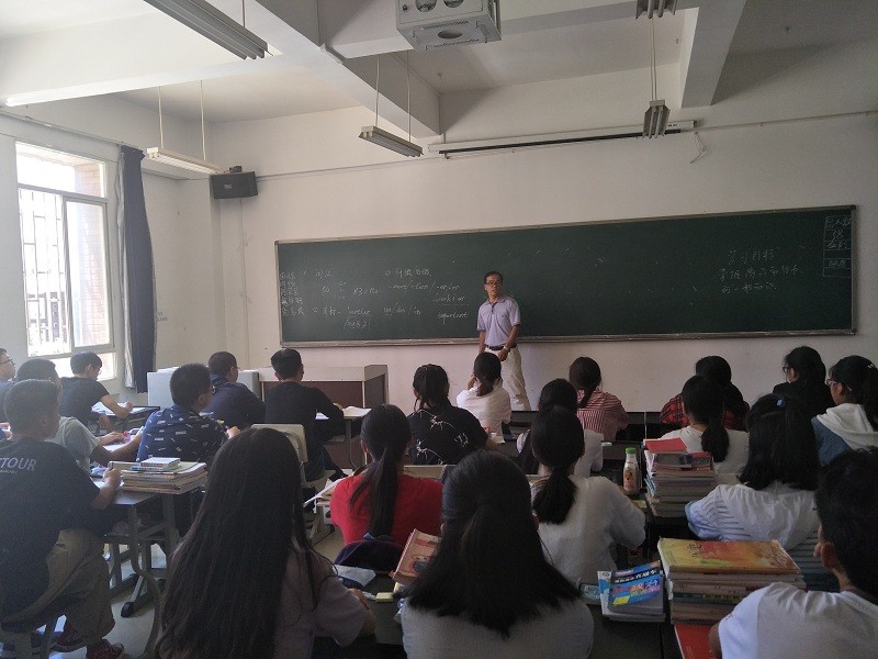 云南西点文化学校补习校园环境可以吗