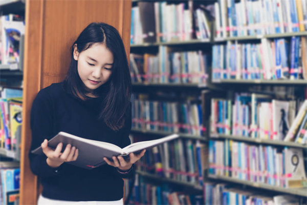 娄底湘中卫生学校 好不好 娄底湘中卫生学校 好不好