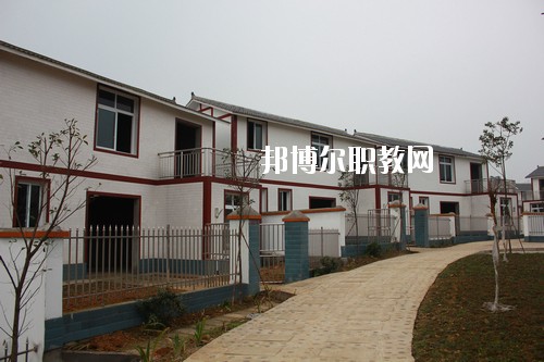 宜宾南溪区职业高级中学校地址在哪里