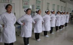 报考成都卫生学校有年龄限制吗