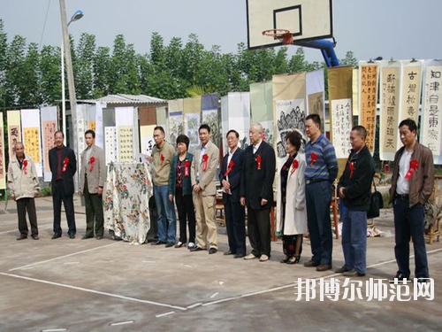 四川高县职业技术幼儿师范学校2020年招生办联系电话