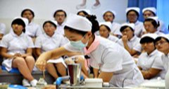 成都哪所卫校招收成年人