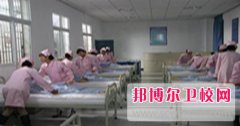 初中毕业能读成都卫校临床专业吗