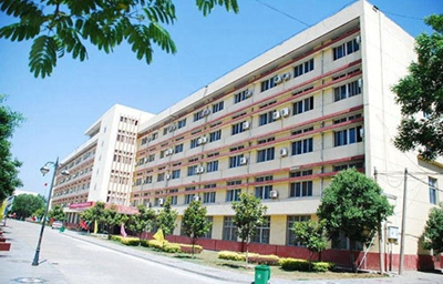  绵阳职业技术学院是民办学校还是公办学校？