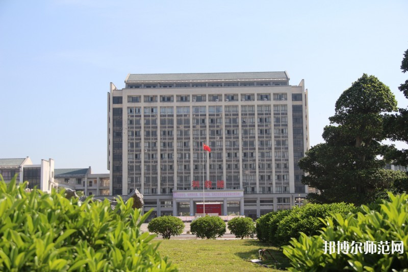 广西科技师范学院柳州校区网站网址