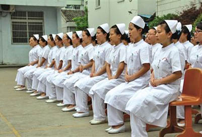 初中毕业学什么好女孩