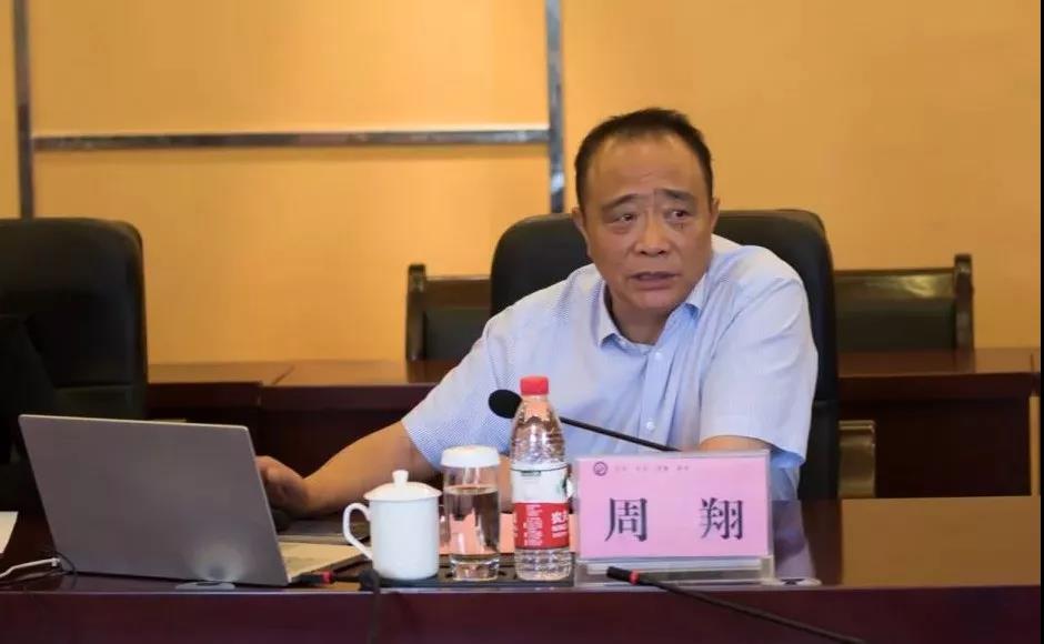 云南经贸外事学校