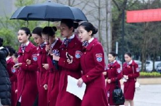 成都比较好的航空专业学校？