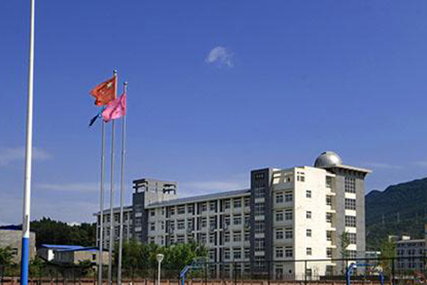 成都机电学校排名